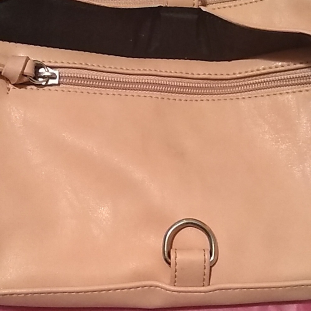 Bags - Picture 7 of 8